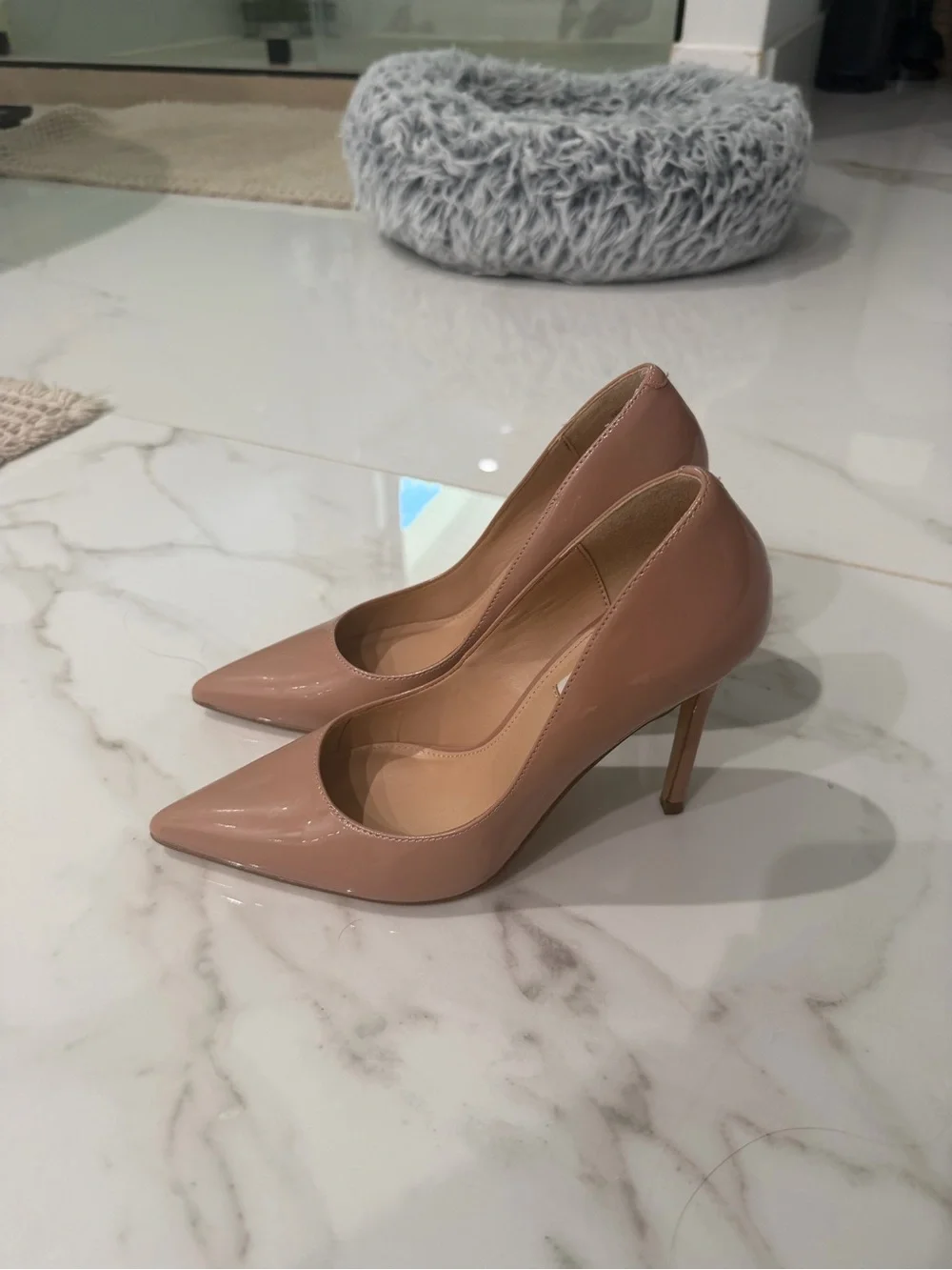 Steve Madden Blush Patent Pointed Toe Stiletto Pumps